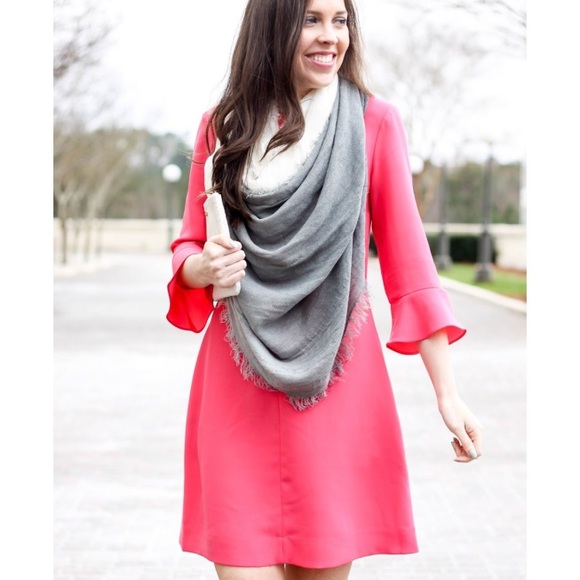 Banana Republic Dresses & Skirts - Banana republic bright pink bell sleeve dress